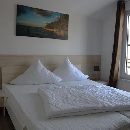Ruebezahl Haus 11 Eiche * Berlin