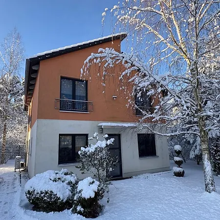 Ruebezahl Haus 11 Eiche Holiday home Berlin